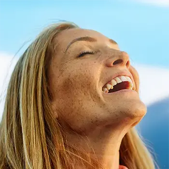 smiling-woman-portrait